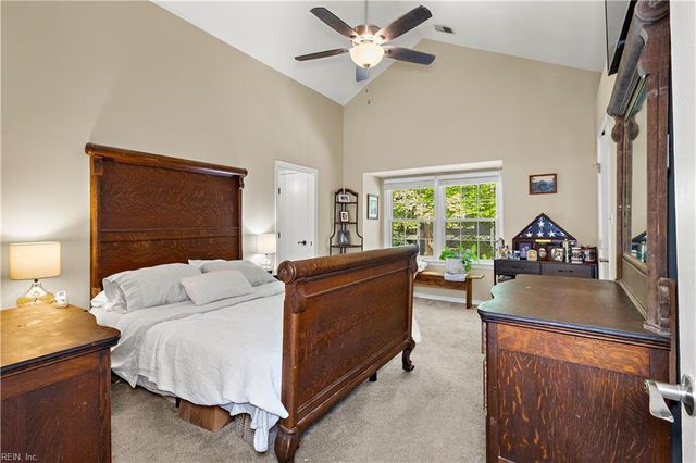 400 Bracknell Arch Apt A, Chesapeake, VA 23320