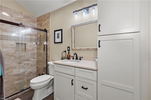 400 Bracknell Arch Apt A, Chesapeake, VA 23320