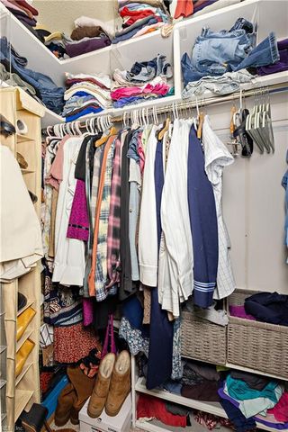 400 Bracknell Arch Apt A, Chesapeake, VA 23320