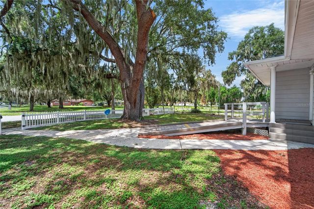 703 INTERLACHEN PKWY, Lakeland, FL 33801