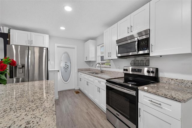 703 INTERLACHEN PKWY, Lakeland, FL 33801