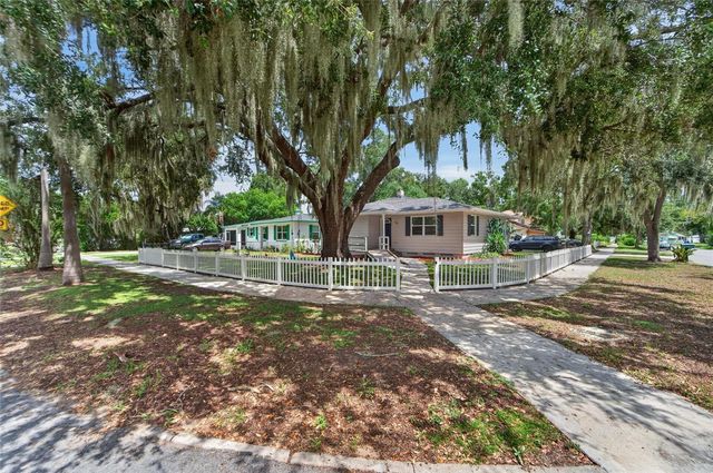 703 INTERLACHEN PKWY, Lakeland, FL 33801