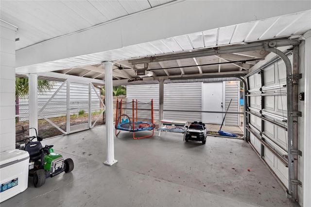 703 INTERLACHEN PKWY, Lakeland, FL 33801
