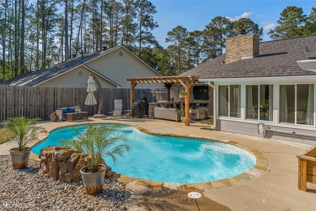 6619 Northwood Lane, Blanchard, LA 71107