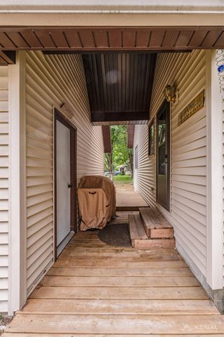6896 S Forest Lake Drive, Alger, MI 48610