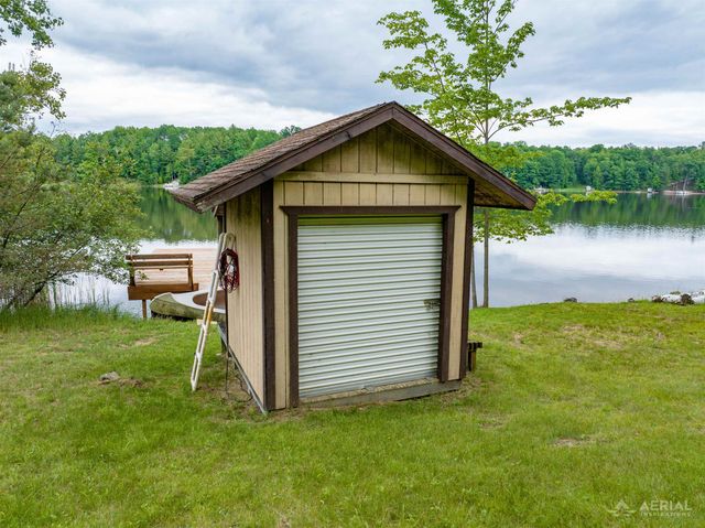6896 S Forest Lake Drive, Alger, MI 48610