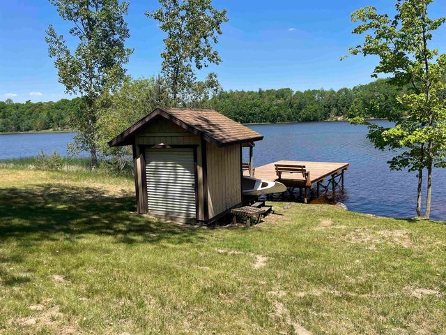 6896 S Forest Lake Drive, Alger, MI 48610