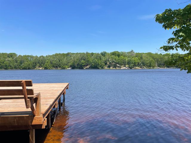 6896 S Forest Lake Drive, Alger, MI 48610