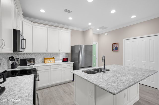 925 Margaritaville Avenue, Daytona Beach, FL 32124