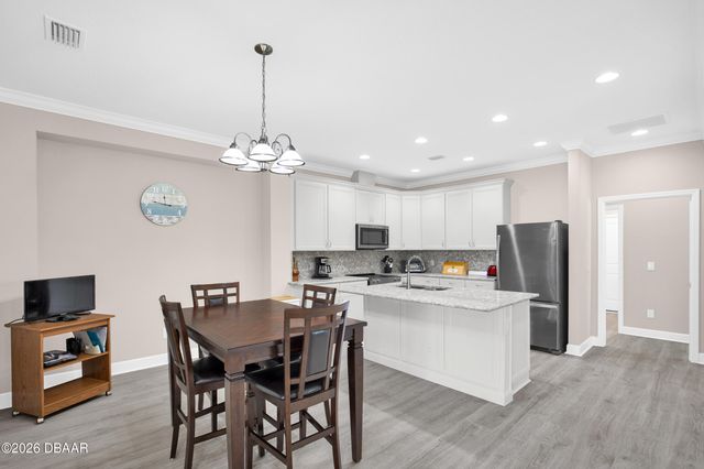 925 Margaritaville Avenue, Daytona Beach, FL 32124