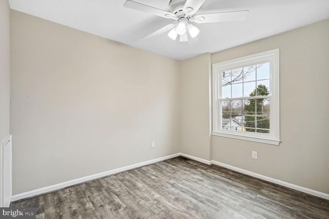 8102 PINELAKE CT, Alexandria, VA 22309