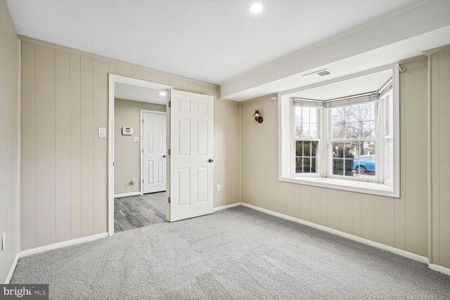 8102 PINELAKE CT, Alexandria, VA 22309