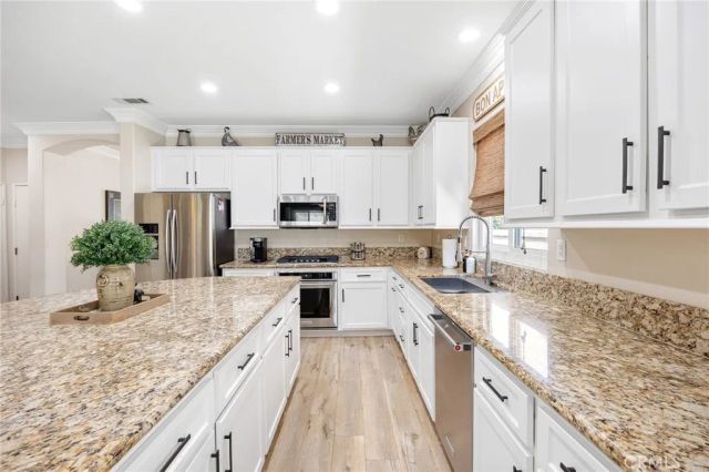 28407 Long Meadow, Menifee, CA 92584