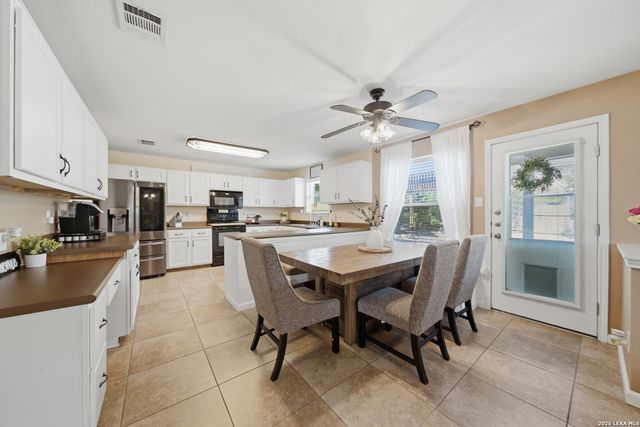 409 DONALAN DR, Converse, TX 78109