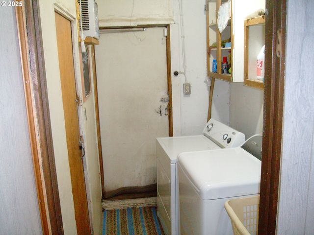 527 S DEWEY St, Union, OR 97883