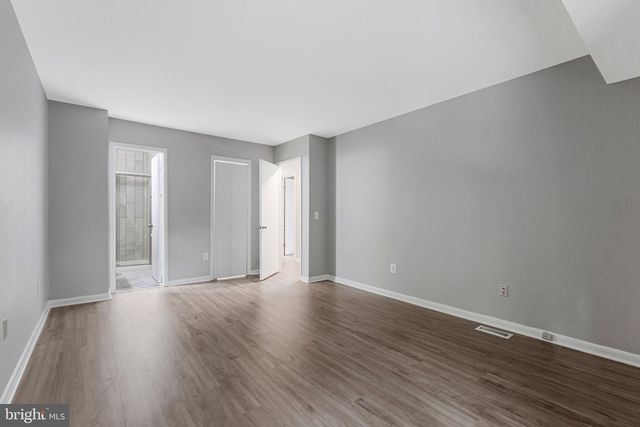 2347 MILLENNIUM LN, Reston, VA 20191