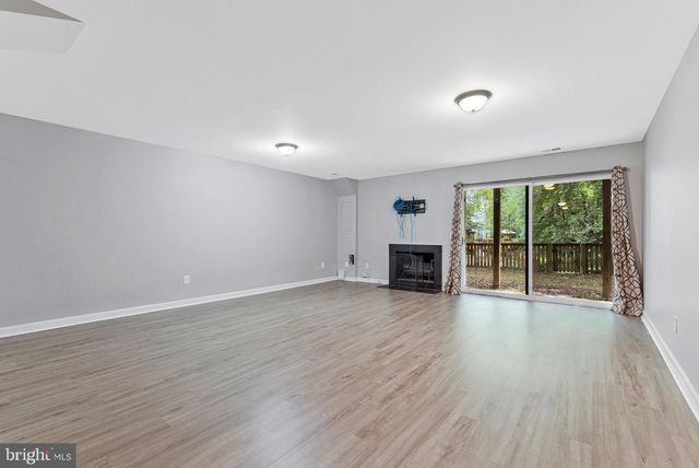 2347 MILLENNIUM LN, Reston, VA 20191