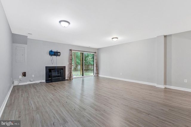 2347 MILLENNIUM LN, Reston, VA 20191