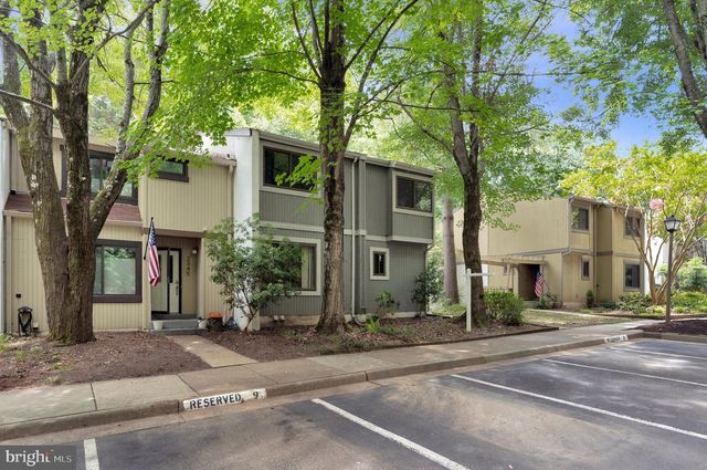 2347 MILLENNIUM LN, Reston, VA 20191