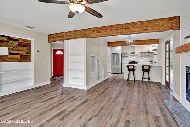 2178 AZTEC Drive W, Jacksonville, FL 32246