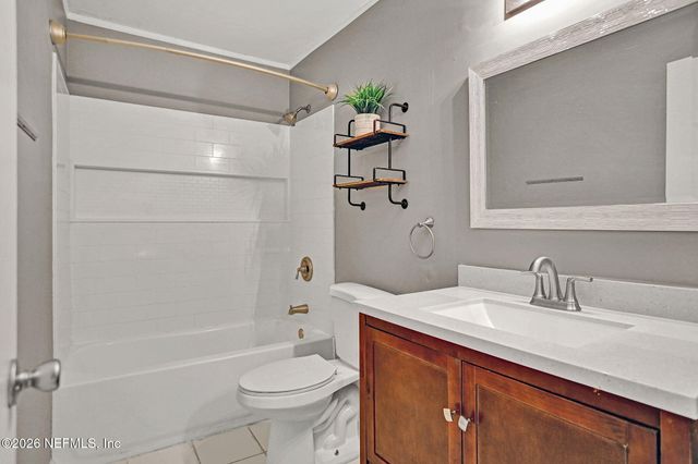 2178 AZTEC Drive W, Jacksonville, FL 32246