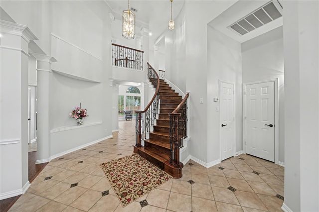 5403 Emerald Pointe Lane, Sugar Land, TX 77479