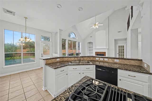 5403 Emerald Pointe Lane, Sugar Land, TX 77479