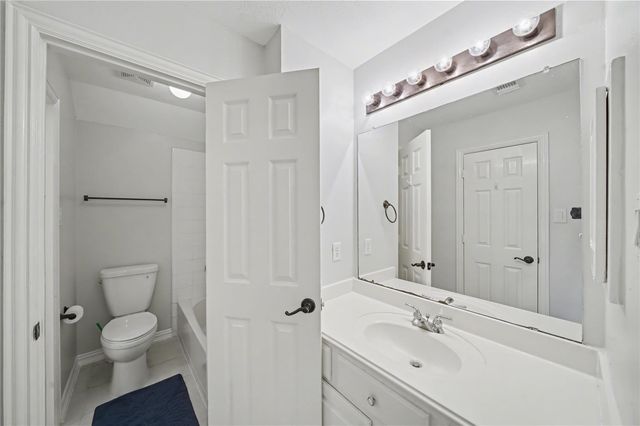 5403 Emerald Pointe Lane, Sugar Land, TX 77479