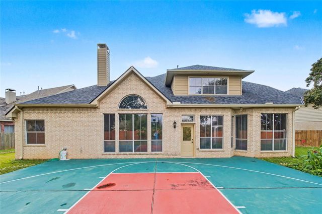 5403 Emerald Pointe Lane, Sugar Land, TX 77479