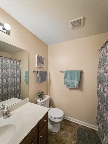 584 Griffin Cir, Hermitage, TN 37076