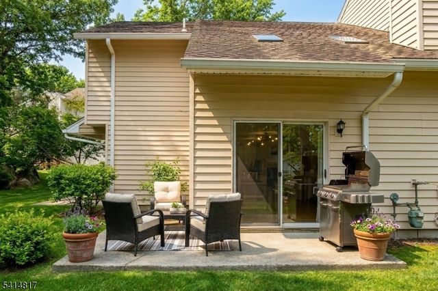 48 Rhea Run, Hampton Twp., NJ 07860