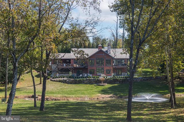 992 A WORTHINGTON MILL RD, Newtown, PA 18940