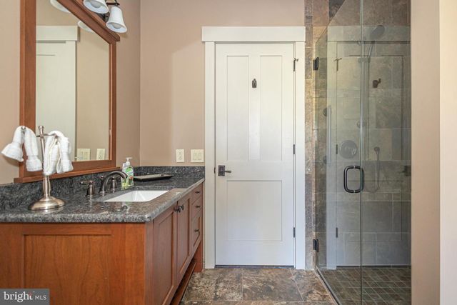 992 A WORTHINGTON MILL RD, Newtown, PA 18940