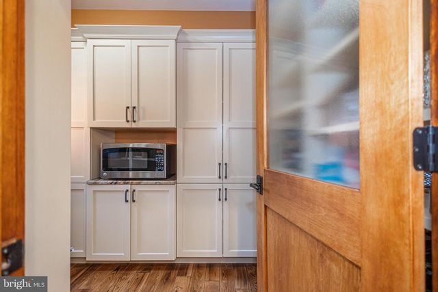 992 A WORTHINGTON MILL RD, Newtown, PA 18940