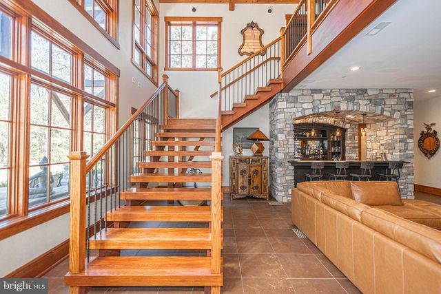 992 A WORTHINGTON MILL RD, Newtown, PA 18940