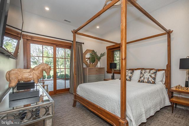 992 A WORTHINGTON MILL RD, Newtown, PA 18940