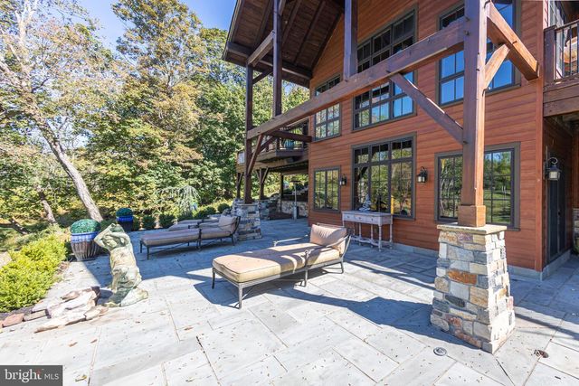 992 A WORTHINGTON MILL RD, Newtown, PA 18940