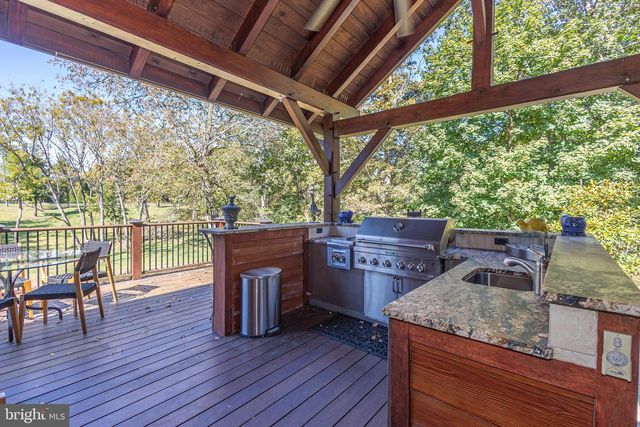 992 A WORTHINGTON MILL RD, Newtown, PA 18940