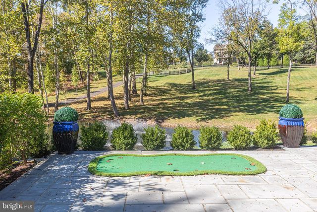 992 A WORTHINGTON MILL RD, Newtown, PA 18940