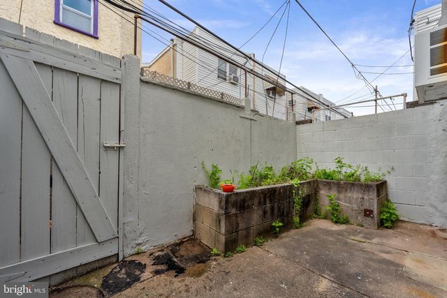 2534 S SARTAIN ST, Philadelphia, PA 19148