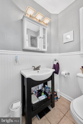2534 S SARTAIN ST, Philadelphia, PA 19148