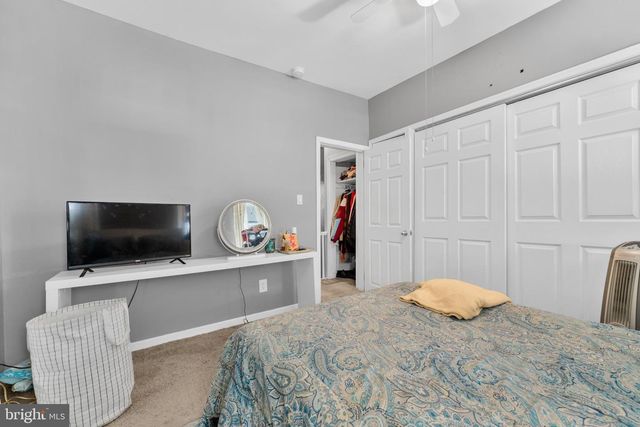 2534 S SARTAIN ST, Philadelphia, PA 19148