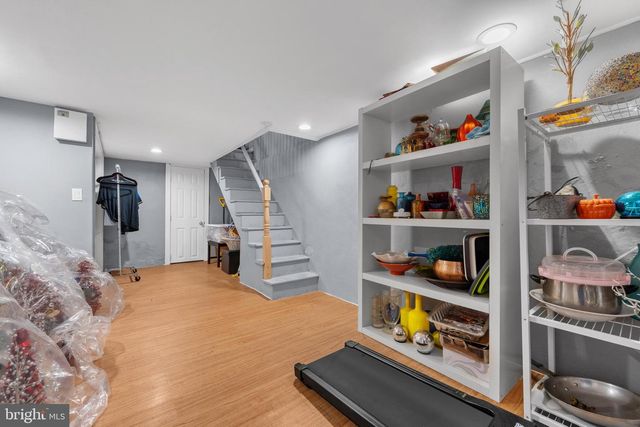 2534 S SARTAIN ST, Philadelphia, PA 19148