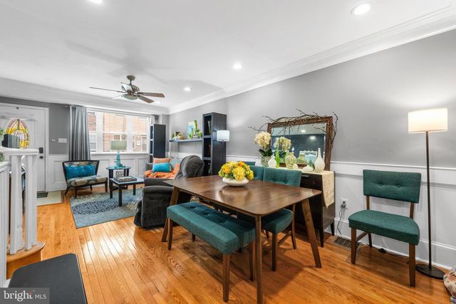 2534 S SARTAIN ST, Philadelphia, PA 19148