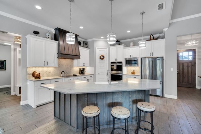 4040 Underwood Lane, Midlothian, TX 76065