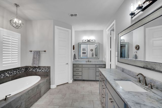 4040 Underwood Lane, Midlothian, TX 76065