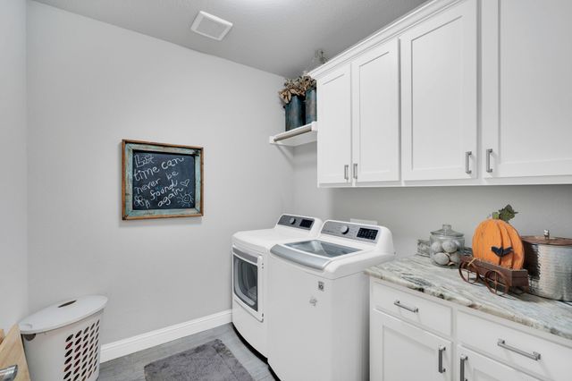 4040 Underwood Lane, Midlothian, TX 76065