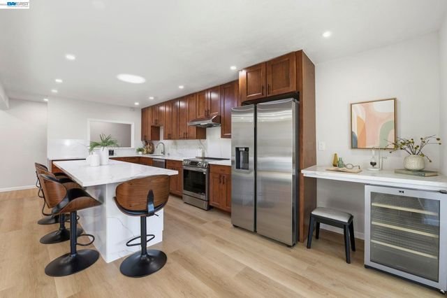 14297 Tiburon Rd, San Leandro, CA 94577