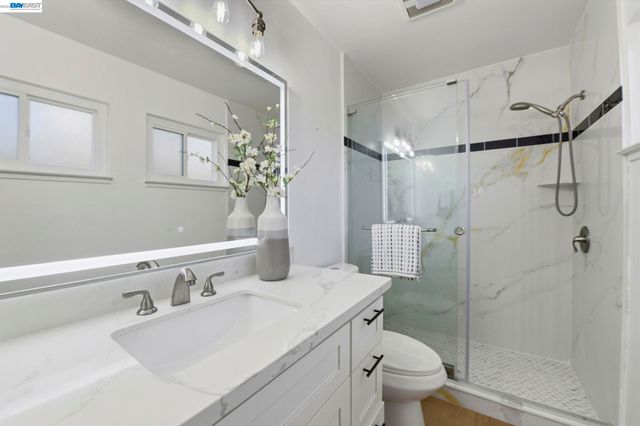 14297 Tiburon Rd, San Leandro, CA 94577