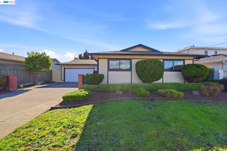 14297 Tiburon Rd, San Leandro, CA 94577